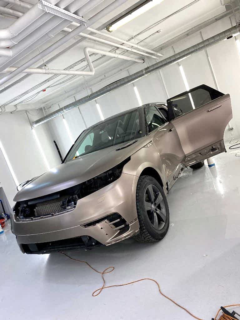Оклейка Range Rover Velar