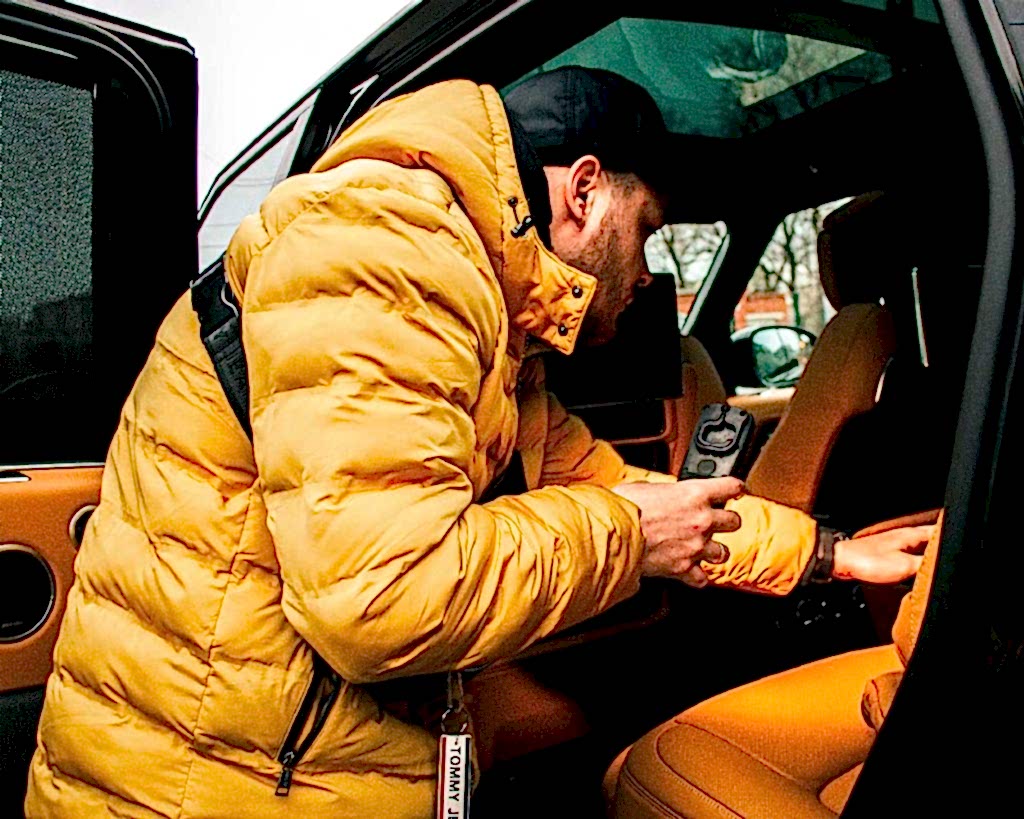 Оклейка Range Rover Two Tone