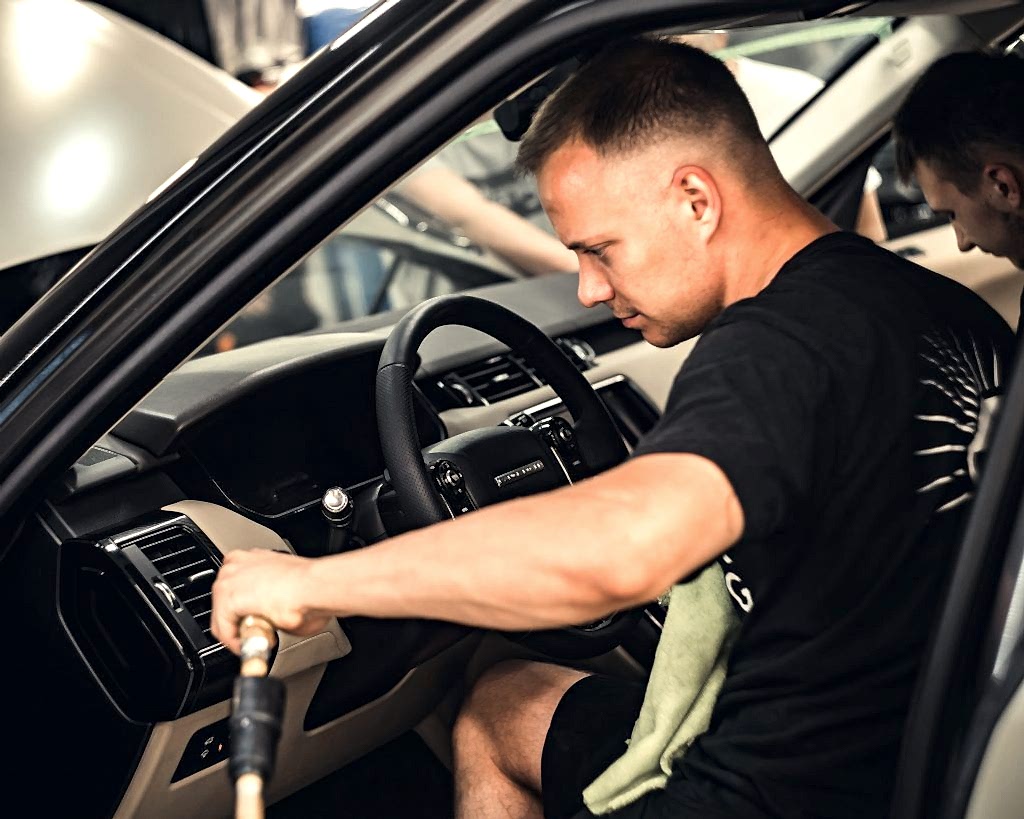 Химчистка салона автомобиля