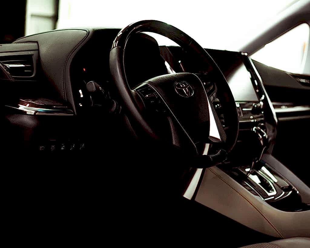 Оклейка Toyota Alphard