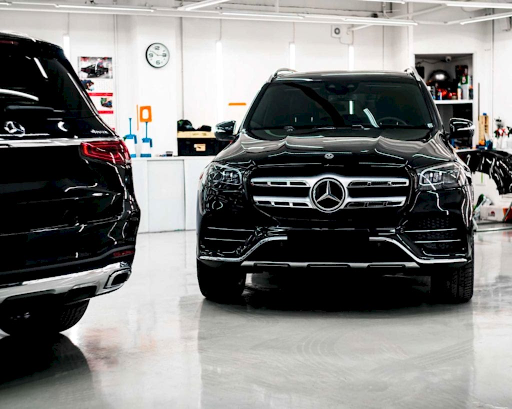 Оклейка двух Mercedes GLS