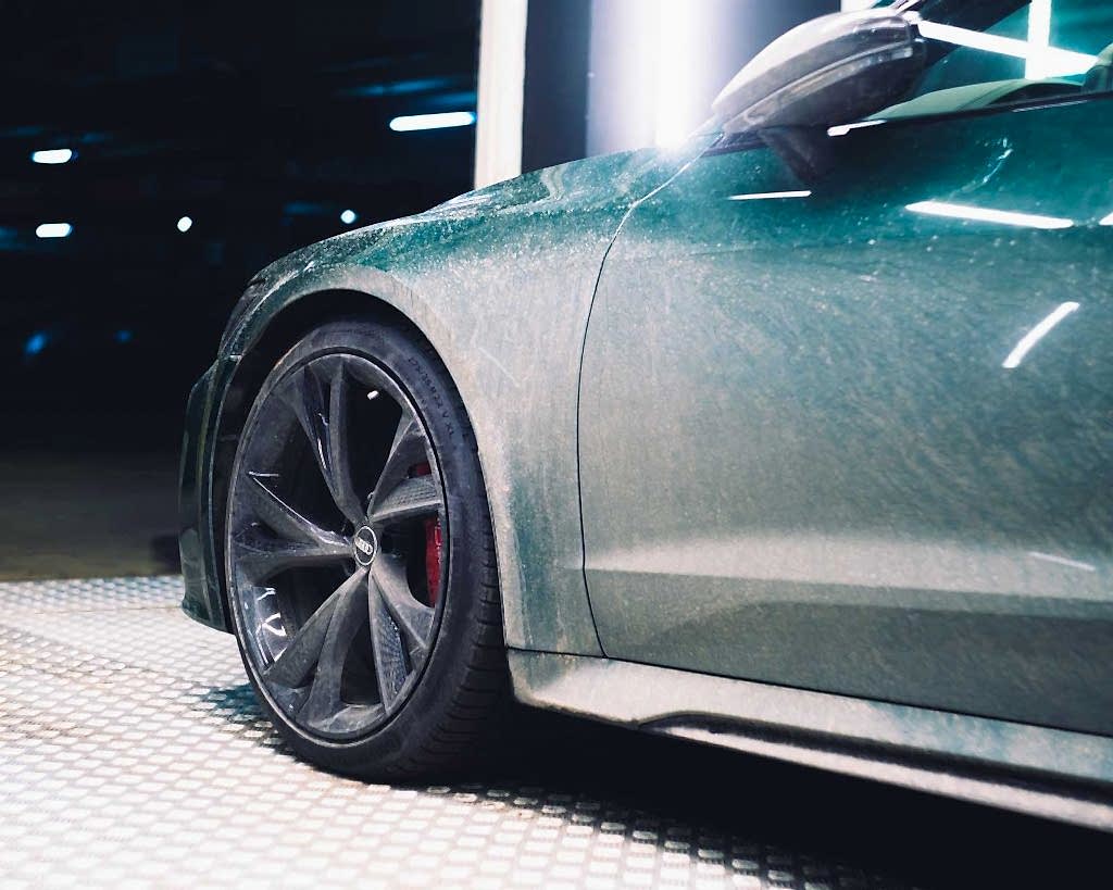 Оклейка Audi RS7