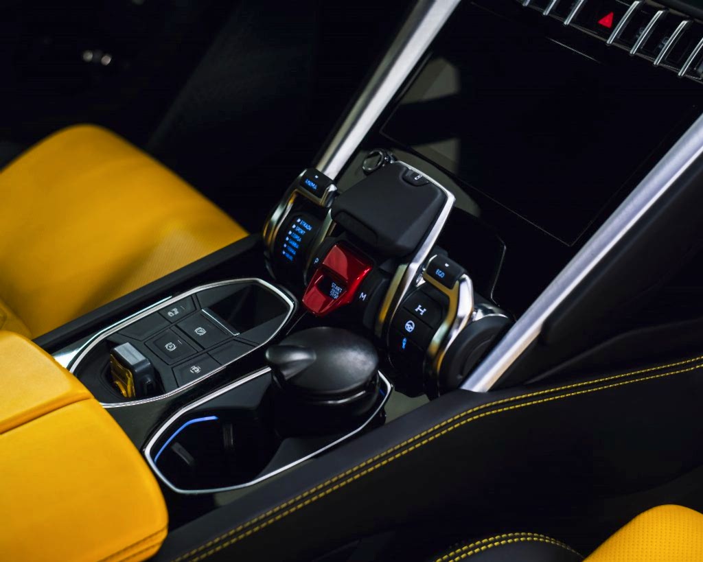 Оклейка и окрас Lamborgini Urus